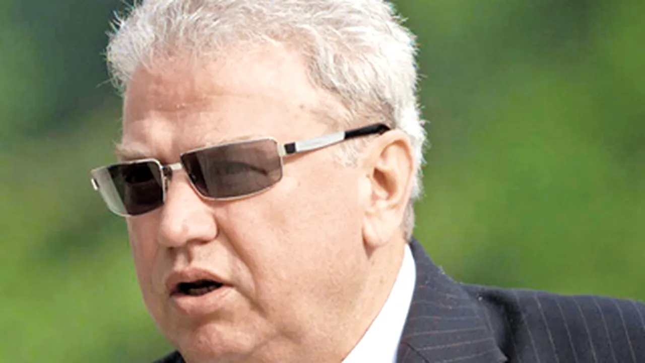 Gândul: Talpeş: „Preşedintele trebuie să ştie când se îmbată soţiile ambasadorilor”