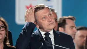 Crin Antonescu afirmă că România trece printr-o „criză de conducere”: „Sediul problemei este la Palatul Cotroceni”