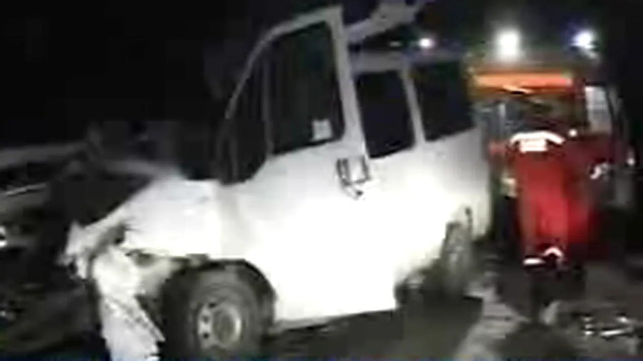 Sibiu: Doi morţi şi şapte răniţi într-un accident pe DN 1