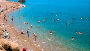 Palestinienii nu mai au voie la plajele Mării Moarte