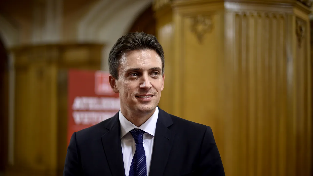 Liviu Dragnea şi Nicolae Bădălău, preşedintele executiv al PSD, susţin că Cătălin Ivan nu mai este membru PSD şi, ca urmare, nu poate fi exclus / Un primar din judeţul Iaşi îl contrazice pe Liviu Dragnea: „Cătălin Ivan e membru PSD”

