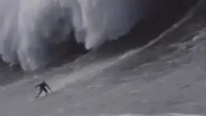 Surferul Sebastian Steudtner a navigat pe cel mai mare val înregistrat vreodată