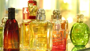 Peste 45 de tone de parfumuri de contrabandă, confiscate
