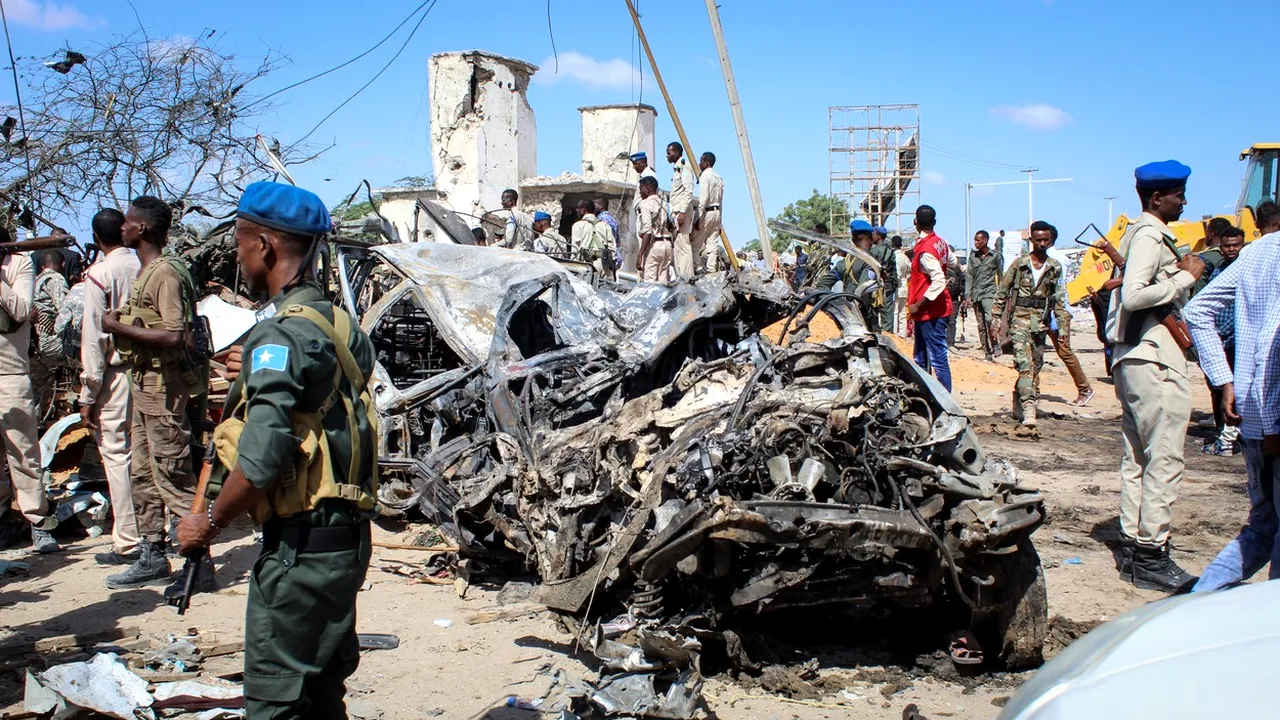 Atentat cu bombă în capitala Somaliei. Cel puţin 76 de morţi şi zeci de răniţi. FOTO
