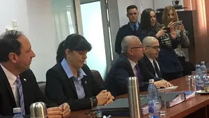 Kovesi a prezentat în CSM un BILEŢEL aparţinând Inspecţiei Judiciare cu numere de dosare făcute de DNA: A fost pus în nişte documente pe care probabil l-au rătăcit/ Reacţia ministrului Justiţiei, Tudorel Toader