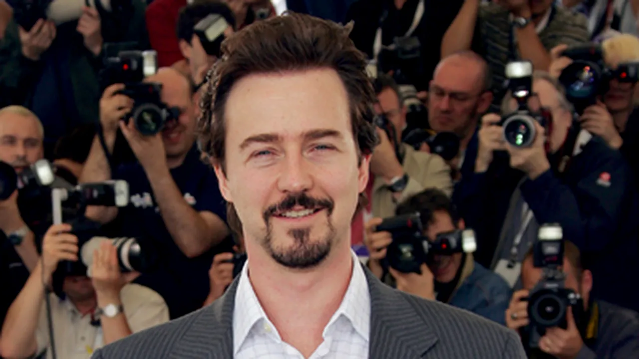 Edward Norton va produce un documentar despre Obama (Video)