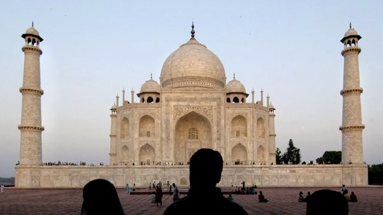 Arheologii dezmint că Taj Mahal ar fi în pericol de prăbuşire - GALERIE FOTO