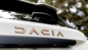 Guvernul României şi premierul vor folosi un singur brand, Dacia/Ciolacu: este bestială