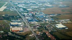 Peste 140 de turişti, blocaţi pe Aeroportul Sibiu, după ce zborul spre Antalya a fost reprogramat