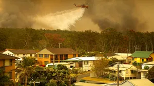 „Cele mai devastatoare incendii care au lovit vreodată Australia”, văzute din spaţiu. NASA a publicat o fotografie cutremurătoare
