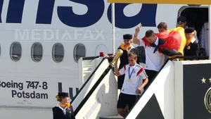 Germania, în sărbătoare. Echipa naţională, întâmpinată de sute de mii de suporteri, la Berlin - FOTO