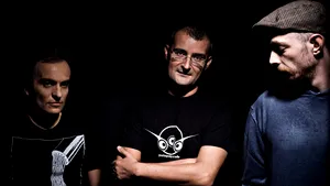 Şuie Paparude: Poţi să fumezi iarbă. Nu-i suficient ca să înţelegi muzica noastră