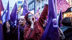 „Căsătoreşte-te cu violatorul tău”. Un proiect de lege permite graţierea bărbaţilor după relaţii sexuale cu minore