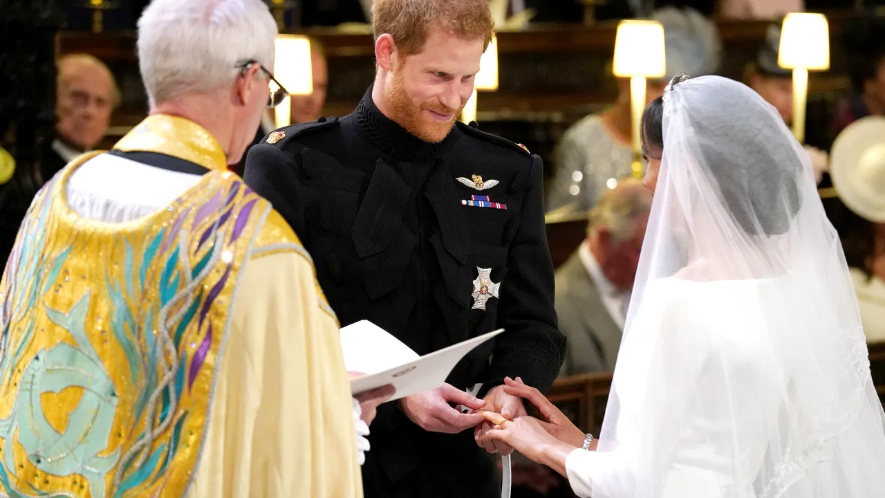 De ce au început invitaţii să râdă la momentul jurămintelor de la nunta Prinţului Harry cu Meghan Markle