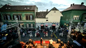 Summit-ul Muzical al Vaccinării, organizat la Filarmonica din Sibiu, de Ziua Europei