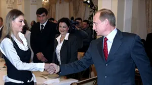 Ziarul care a scris despre căsătoria lui Putin cu o gimnastă a fost închis