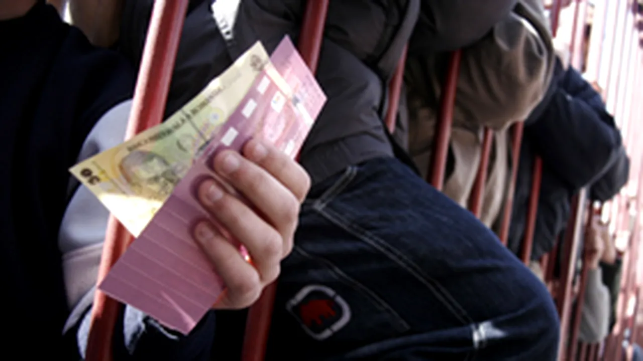 Cel mai ieftin bilet la derbiul Rapid - Steaua costă 15 lei