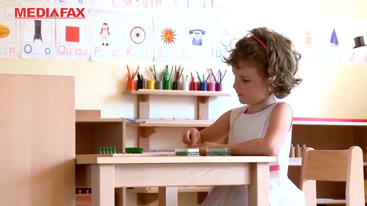 Învăţământul alternativ din România, în pragul falimentului. Mii de copii vor fi obligaţi să intre în sistemul tradiţional