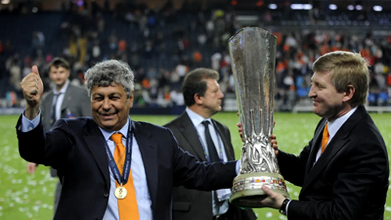 Mircea Lucescu şi Răzvan Raţ, decoraţi de Băsescu
