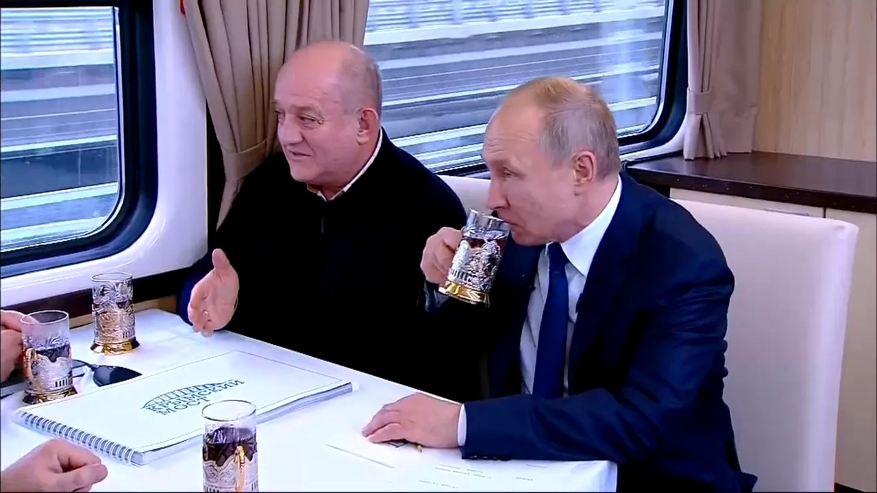 Putin, în primul tren dintre Rusia şi Crimeea. Ucraina a deschis o anchetă penală