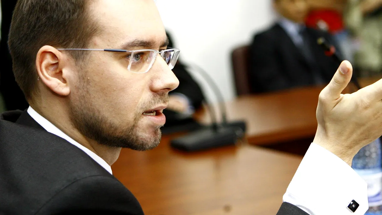 Dispută Buda (PD)-Chiuariu în cazul termenelor de acordare a cetăţeniei române
