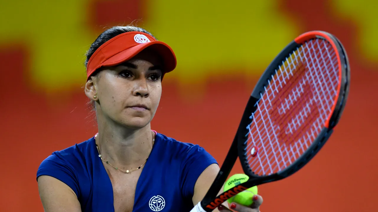 Irina Bara a fost eliminată de la Roland Garros, după un meci întrerupt de ploaie, în care a condus