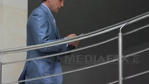 Gică Popescu a rămas fără permis şi a fost amendat cu 1.005 lei