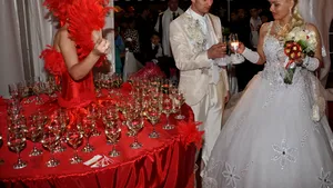 Nuntă de 50.000 de euro şi cu 500 de invitaţi,  în prima ediţie 