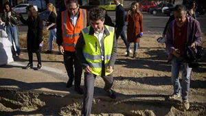 Nicuşor Dan: Anul acesta, am investit în reparaţia trotuarelor din Capitală aprox. 34 de mil. de lei