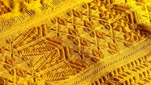 Şal ţesut din mătase de păianjen