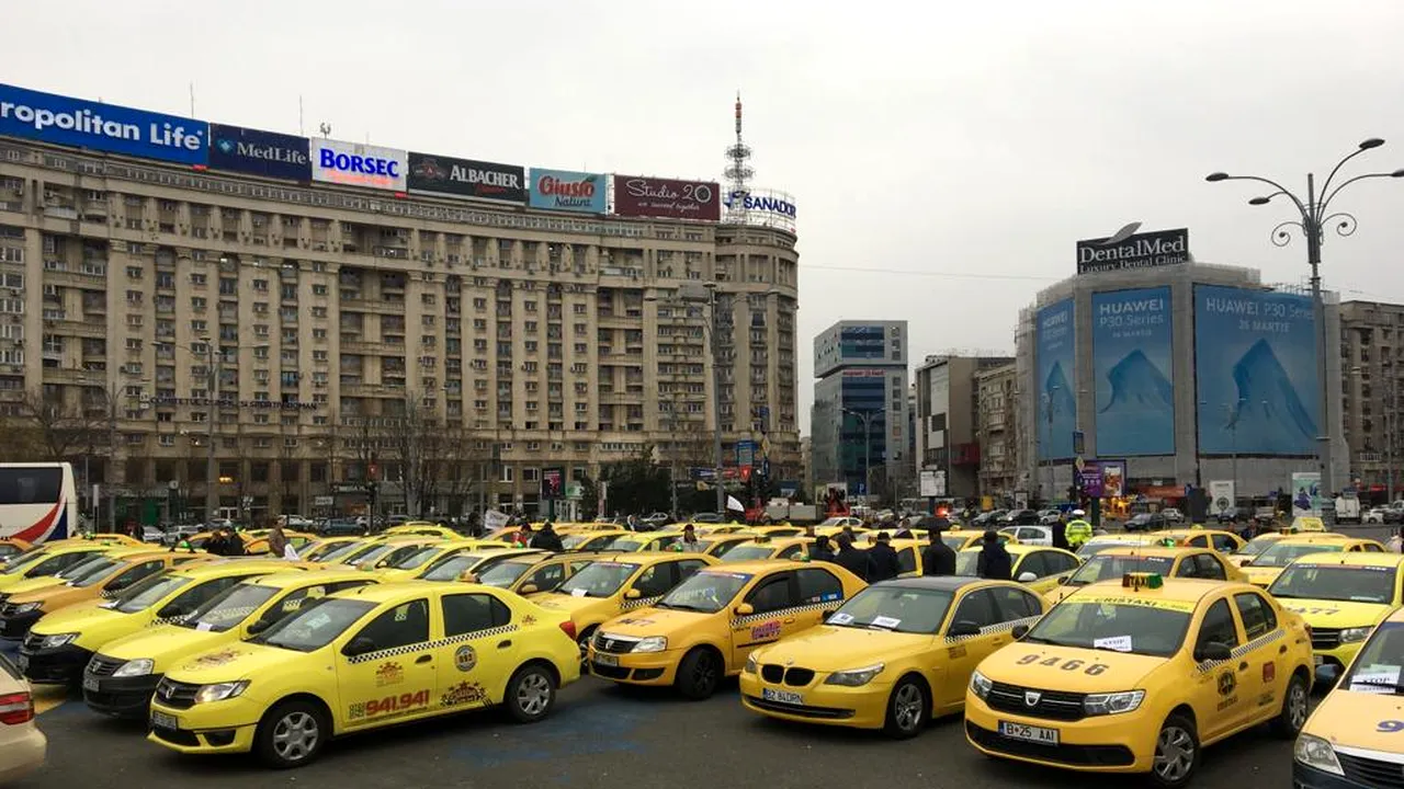 Guvernul a decis să modifice legea taximetriei prin care să înlăture „pirateria”, după consultările cu transportatorii. Cuc: Nu avem o problemă cu Uber şi cu Clever/ Uber solicită amânarea OUG 
