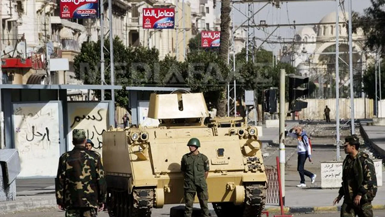 CRIZA DIN EGIPT: Armata l-a demis pe Mohamed Morsi. Acesta denunţă o lovitură de stat militară şi lansează apel la calm 