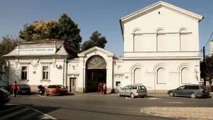 Femeie din România, internată în spital cu rezultat negativ şi externată pozitiv COVID-19. 