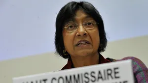 Romii continuă să fie discriminaţi în Europa, inclusiv în România - comisar ONU