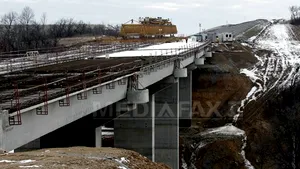 Sesizări la DNA pentru contractul cu Bechtel. Posibile fapte de natură penală comise de foştii miniştri Dobre, Vlădescu, Macovei, Berceanu