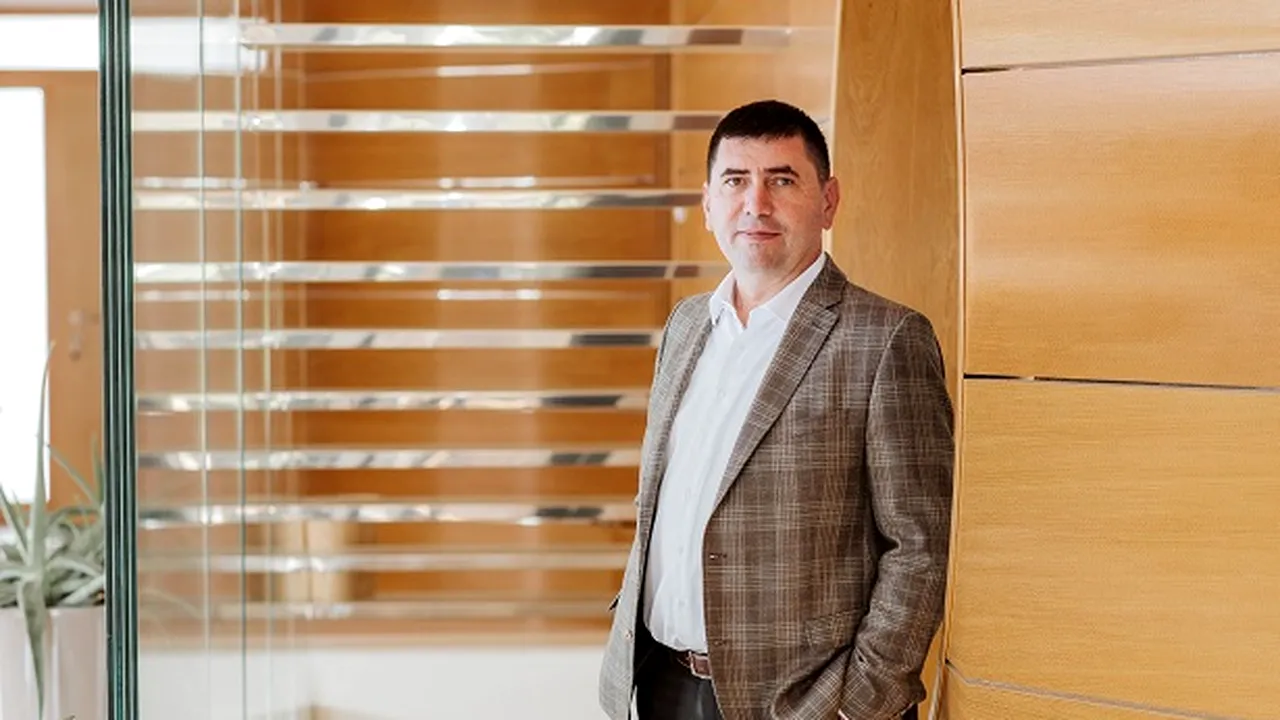 Elis Pavaje rămâne lider de piaţă
