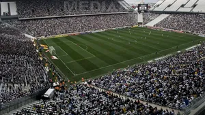 STUDIU: Românii spun că vor urmări meciurile de la Cupa Mondială, chiar dacă naţionala nu participă