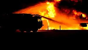 Los Angeles în stare de urgență în urma unui incendiu într-un depozit