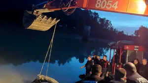 Criza de la Roşia Montană: nivelul apei în lacul Tăul Mare a scăzut cu 433 de centimetri