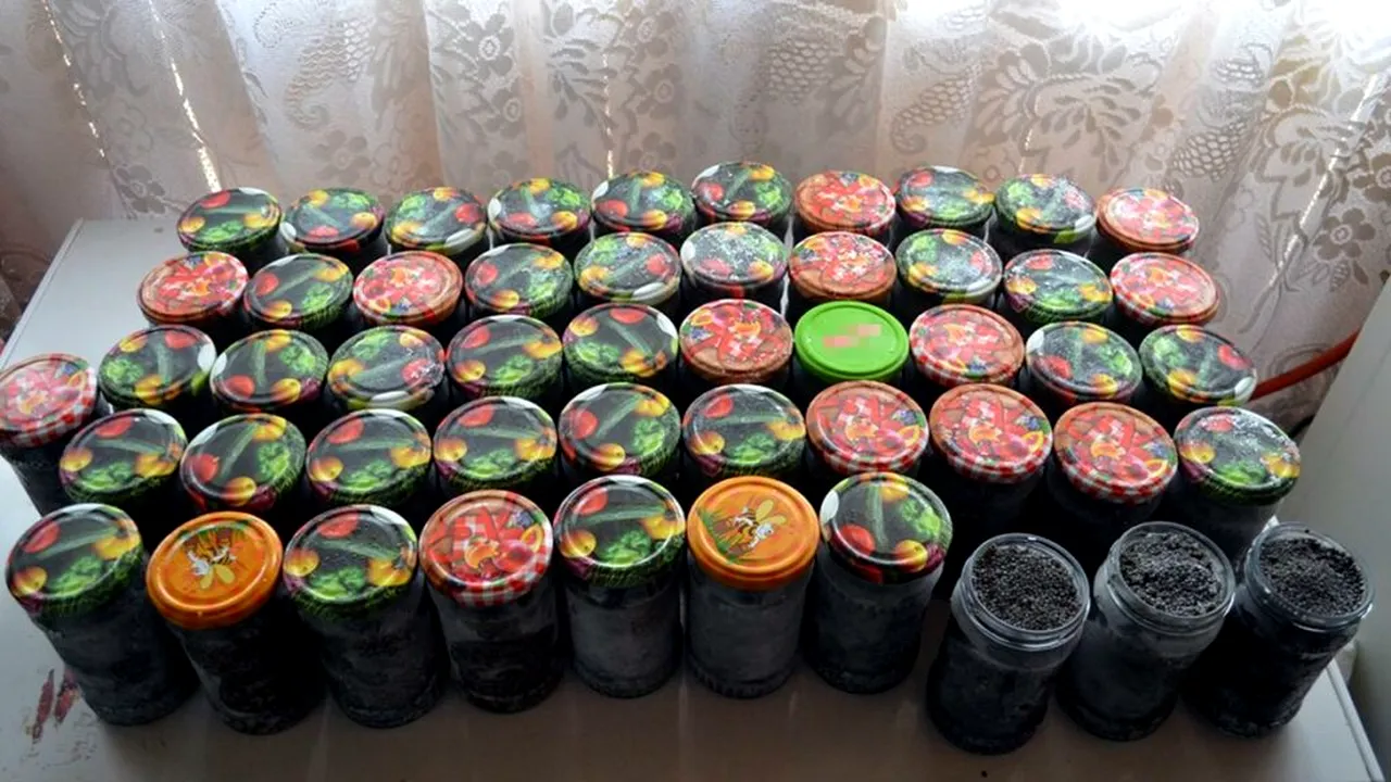 Icre negre și zeci de kilograme de sturion găsite la braconieri