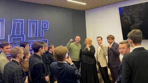 Diana Șoșoacă, invitată de „Prietenii Rusiei”, vorbeşte despre Zelenski. Noi declarații controversate