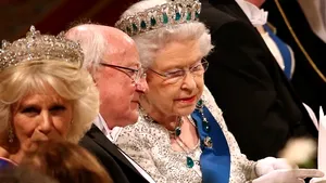 Elizabeth II l-a primit pe preşedintele irlandez, aflat într-o VIZITĂ ISTORICĂ în Marea Britanie - FOTO