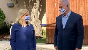 COMENTARIU Lelia Munteanu: Bibi Talent a reuşit să facă rost de bani pentru avocaţi. De la Stat