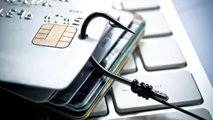 DIICOT: Atacuri tip phishing împotriva unor instituţii bancare din România şi Italia şi a unor firme din SUA