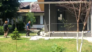 Cataloagele Şcolii 124, USCATE la soare. Anchetatorii nu au descoperit cauza INCENDIULUI - FOTO