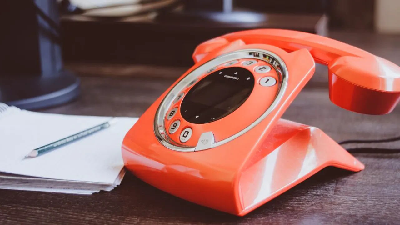 Când sună cel mai des telefoanele în Italia