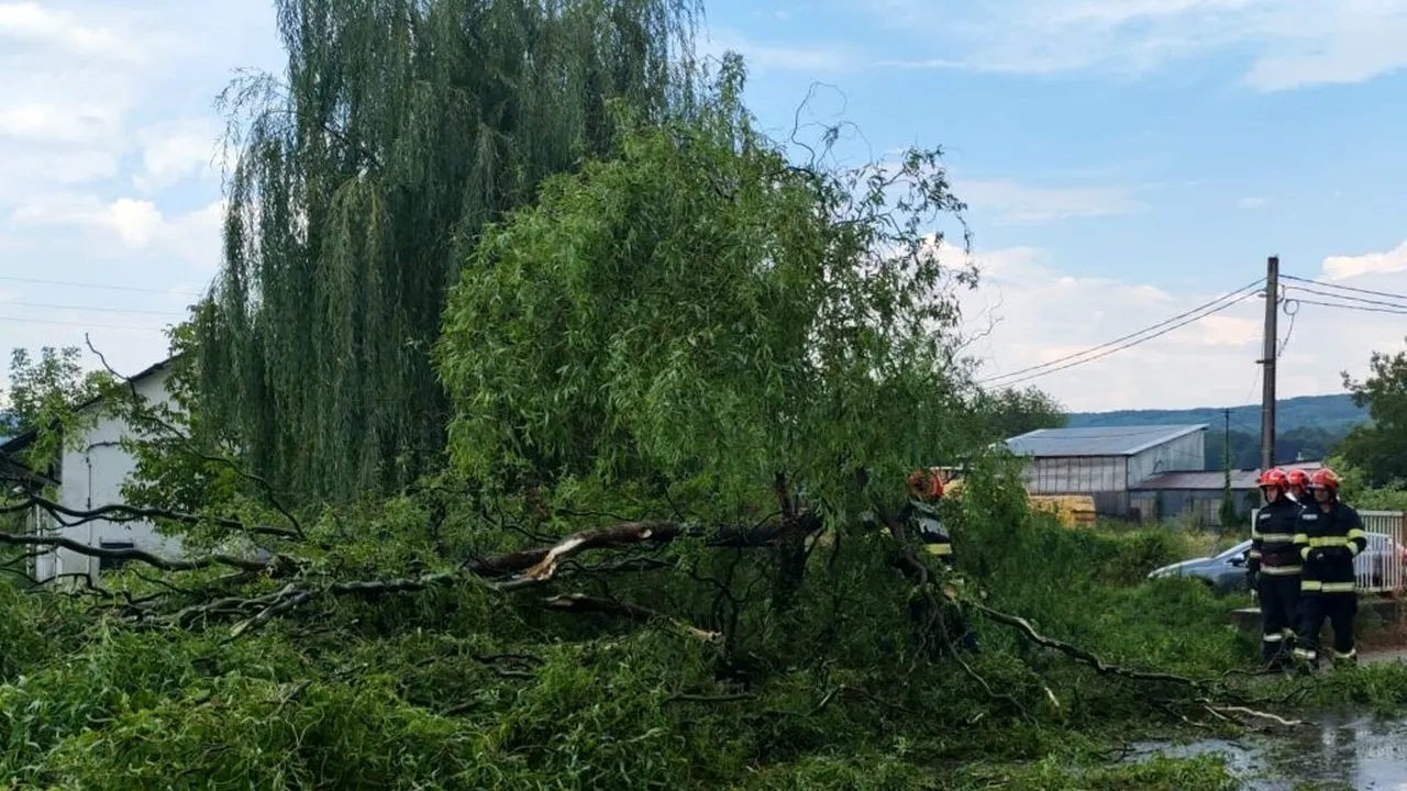 Arșiță dogoritoare, dar și furtuni în mare parte din țară. Care sunt zonele afectate?