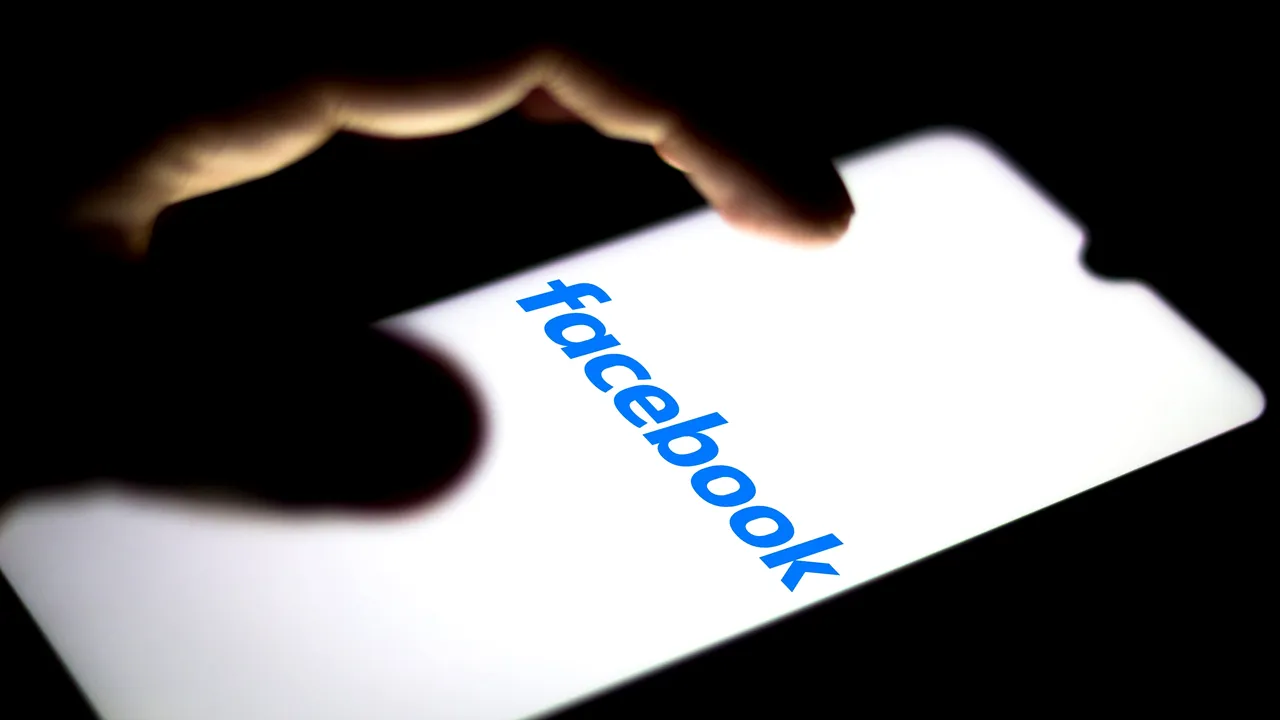 Divulgarea neautorizată pe Facebook a datelor personale i-a adus unei firme 15.000 de euro amendă