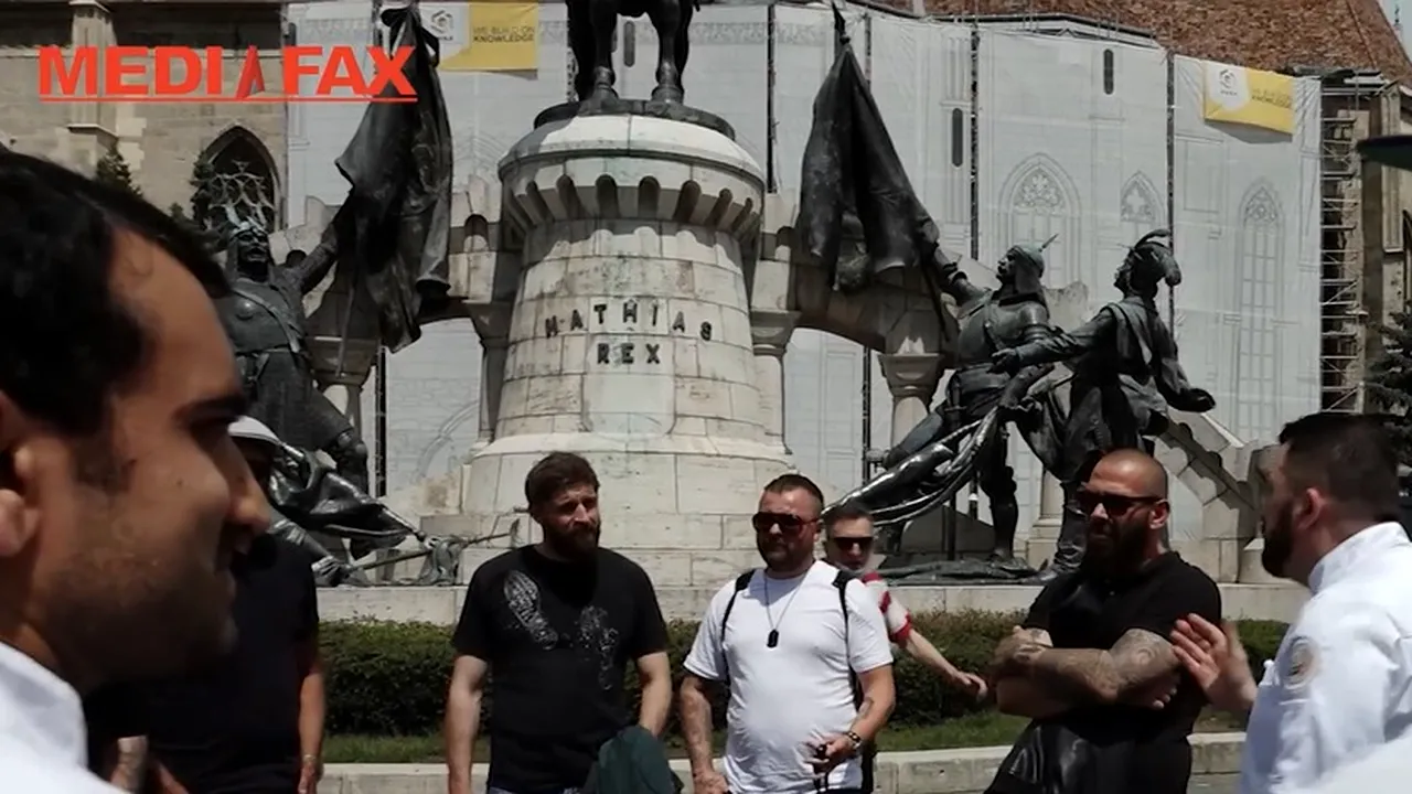 Restaurantele rămân închise! Revoltaţi de situaţie, bucătari din toată ţara au ieşit astăzi în stradă: ”Omul vrea să mănânce, nu are unde”
