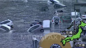CUTREMUR DEVASTATOR ÎN JAPONIA: 8,9 magnitudine. Sute de morţi şi răniţi. Guvernul a emis alertă nucleară - VIDEO